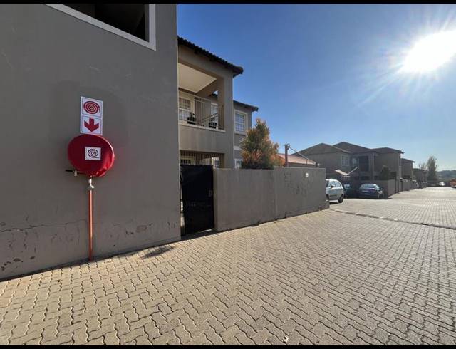 2 BEDROOM PROPERTY TO RENT IN RYNFIELD